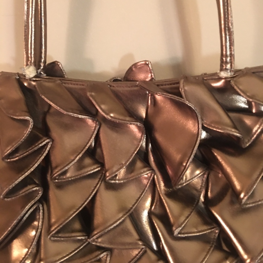 Front and Back Gold Ruffle Bag HandBag Purse - Picture 10 of 16